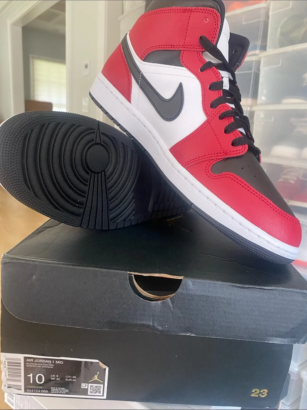 Jordan Air Jordan 1 Mid Red Black White